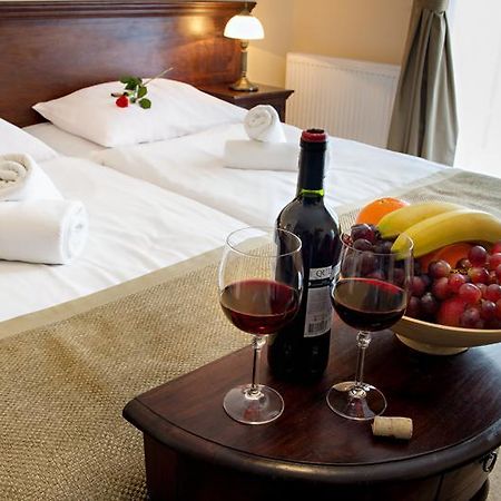 Hotel Carmen كارباش المظهر الخارجي الصورة