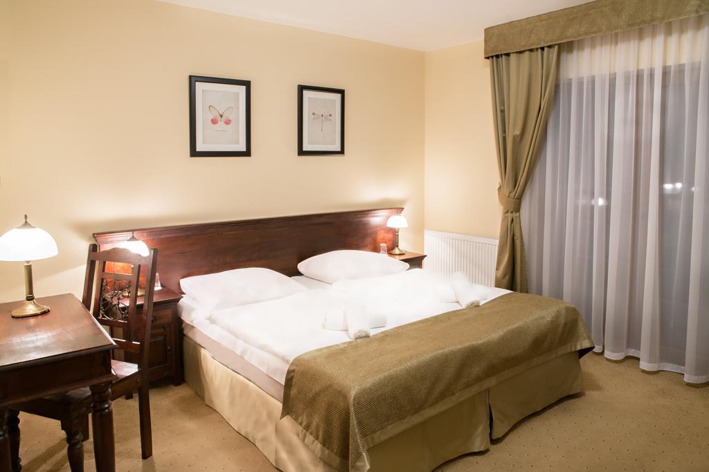 Hotel Carmen كارباش الغرفة الصورة
